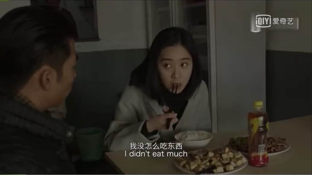 象は静かに座っているの画像