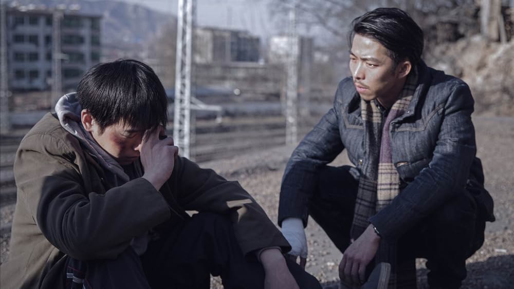 象は静かに座っているの画像