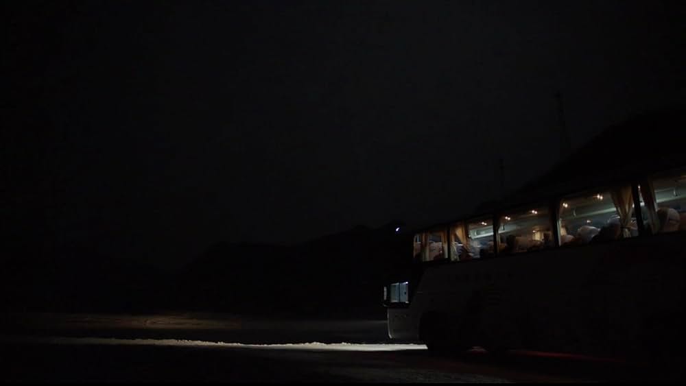 象は静かに座っているの画像