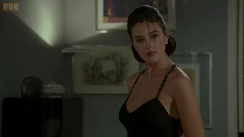 モニカ・ベルッチの情事の画像