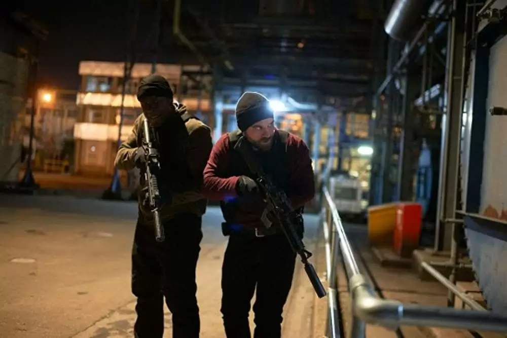 「リーサル・ソルジャーズ」ベンガ・アキナベ & マイロ・ギブソンの画像