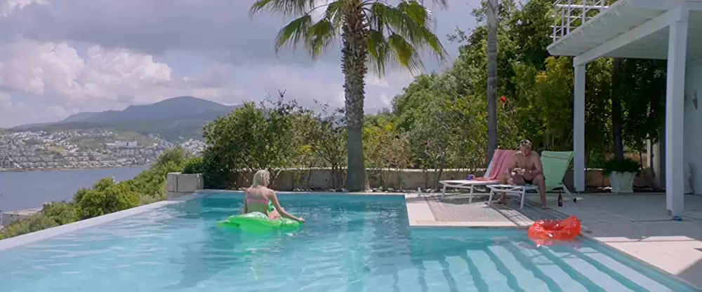 ビッチ・ホリデイの画像