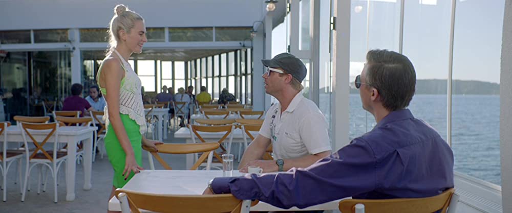 ビッチ・ホリデイの画像