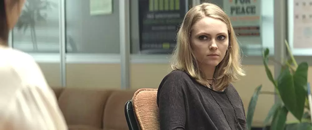 「ダーク・スクール」アナソフィア・ロブの画像