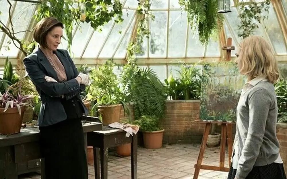 「ダーク・スクール」ユマ・サーマン & アナソフィア・ロブの画像