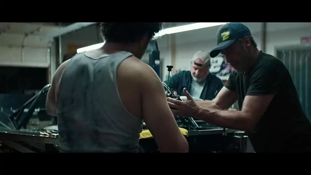 「ワイルド・レース」ジョン・トラボルタ & ケビン・ダン & トビー・セバスチャンの画像