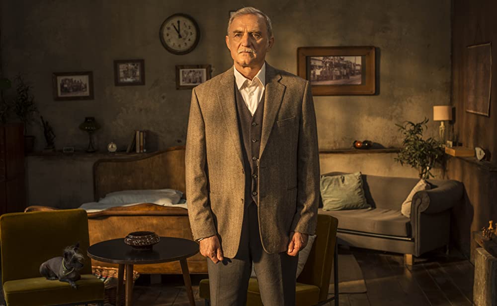 鉄道運転士の花束の画像