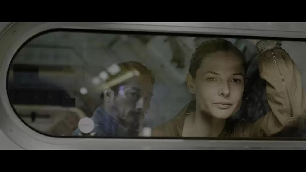 「ライフ（2017）」レベッカ・ファーガソン & 真田広之の画像