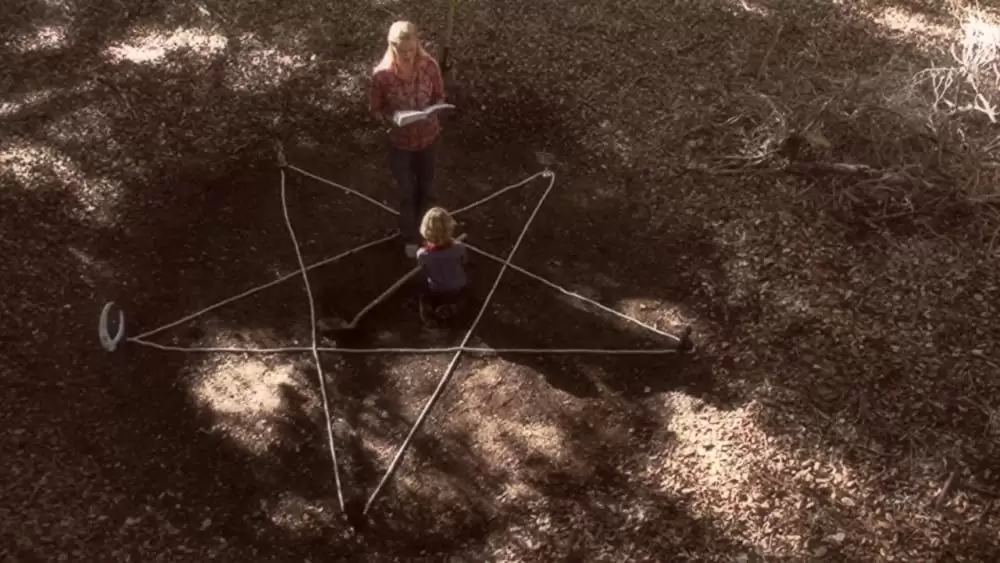 「アントラム 史上最も呪われた映画」ニコール・トンプキン & ローワン・スミスの画像