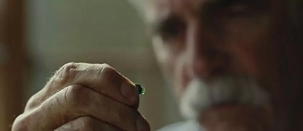 ヒトラーを殺し、その後ビッグフットを殺した男の画像