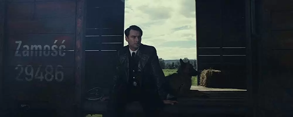 ヒトラーを殺し、その後ビッグフットを殺した男の画像