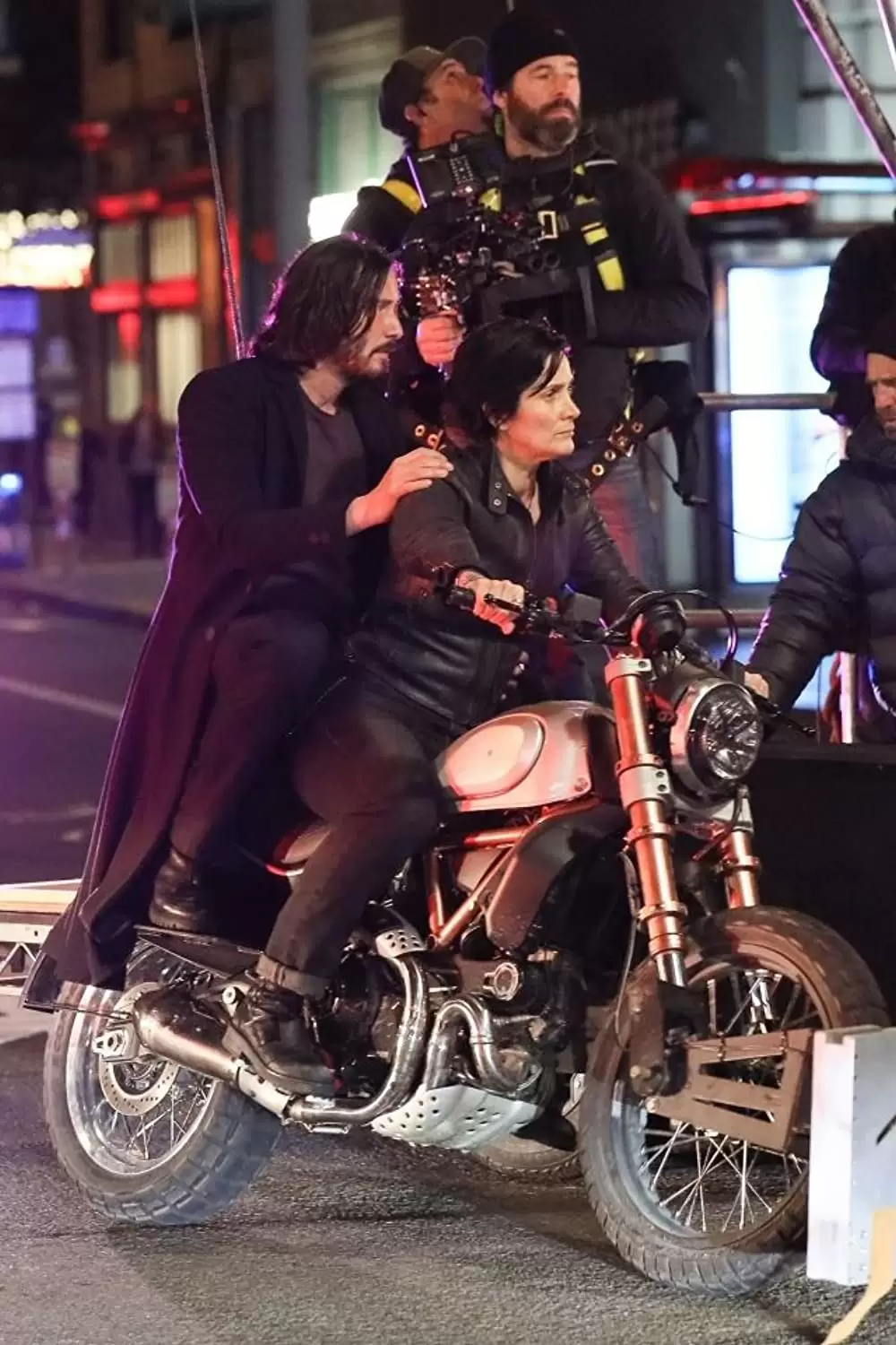 マトリックス レザレクションズの画像