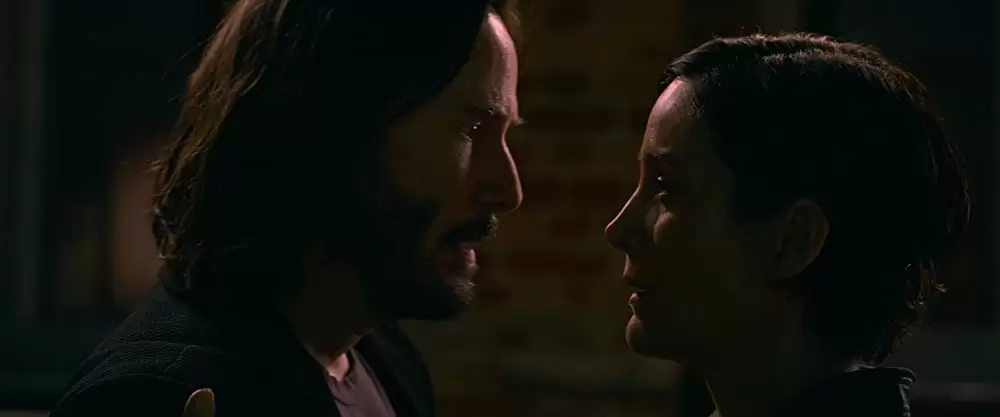 「マトリックス レザレクションズ」キアヌ・リーブス & キャリー＝アン・モスの画像