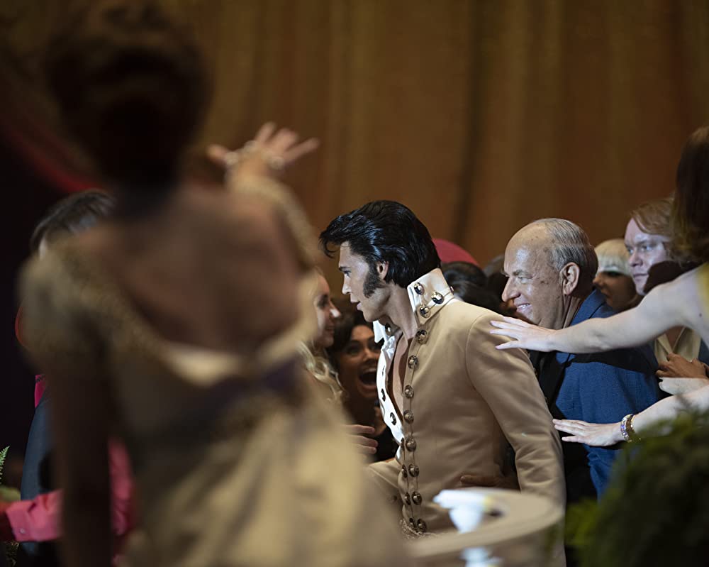 「エルヴィス」トム・ハンクス & オースティン・バトラーの画像