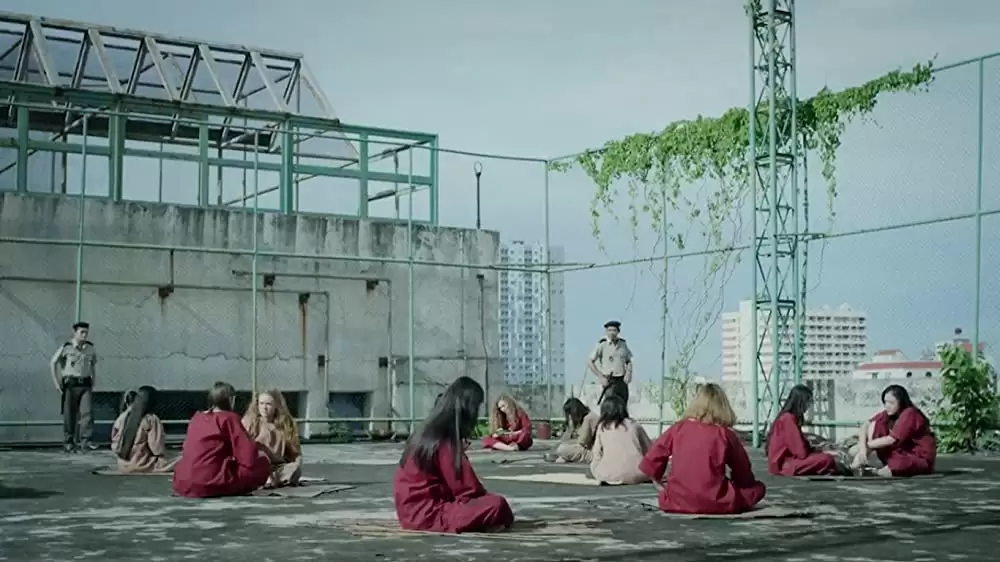 パラダイス女子刑務所の画像