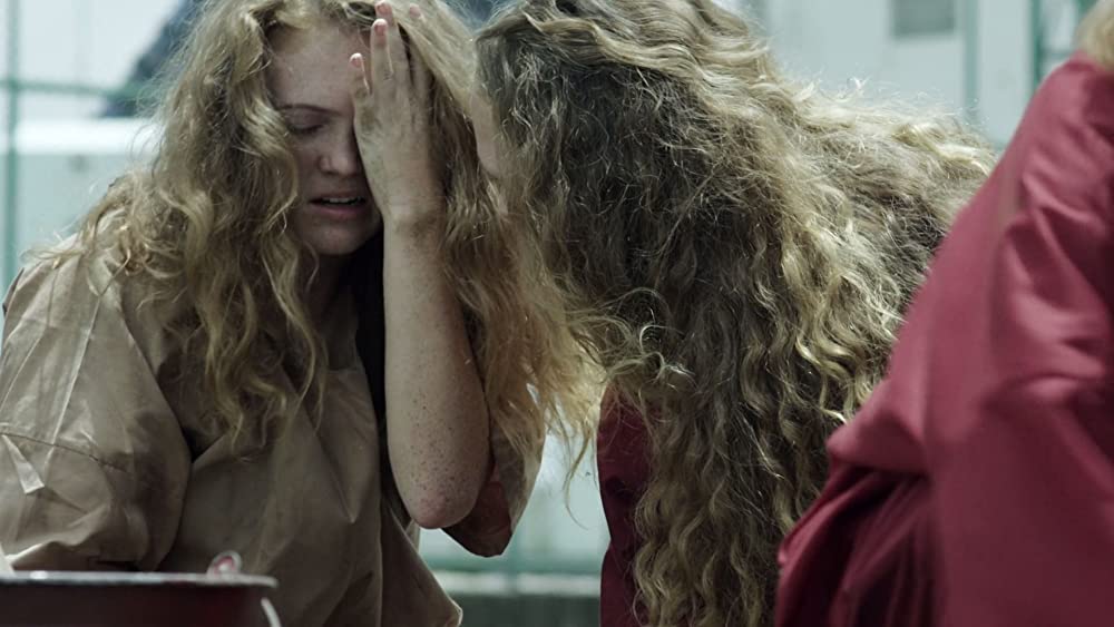 パラダイス女子刑務所の画像