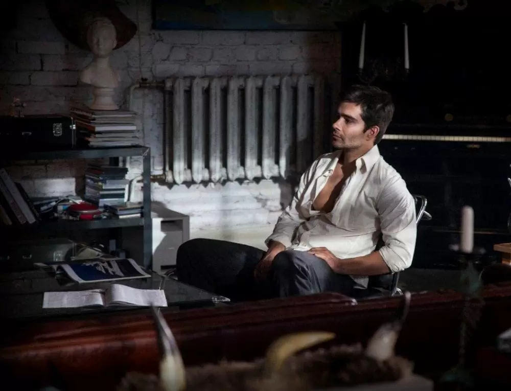 ラン・スルー・ザ・ナイトの画像