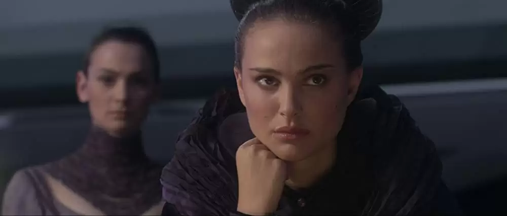 「スター・ウォーズ エピソード3／シスの復讐」ナタリー・ポートマン & Kristy Wrightの画像