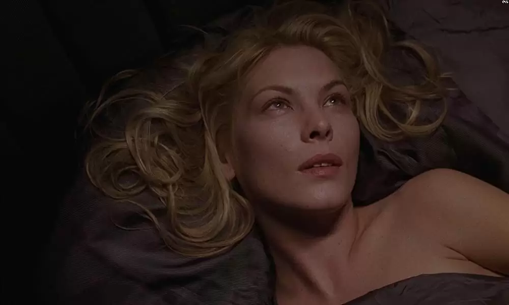 「クラッシュ」デボラ・カーラ・アンガーの画像