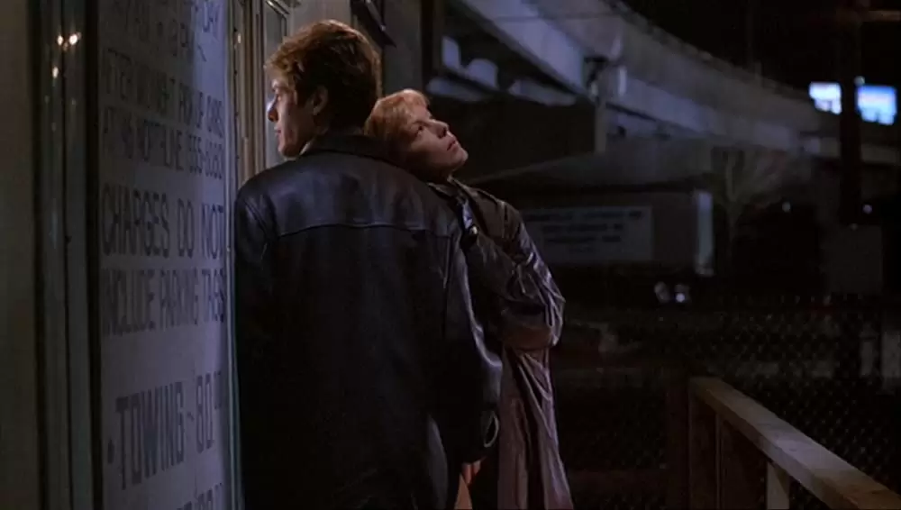 「クラッシュ」ジェームズ・スペイダー & デボラ・カーラ・アンガーの画像