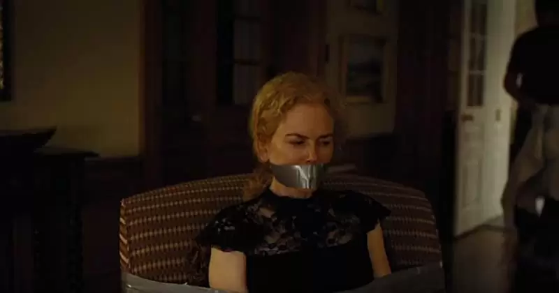 「聖なる鹿殺し キリング・オブ・ア・セイクリッド・ディア」ニコール・キッドマン & ラフィー・キャシディの画像