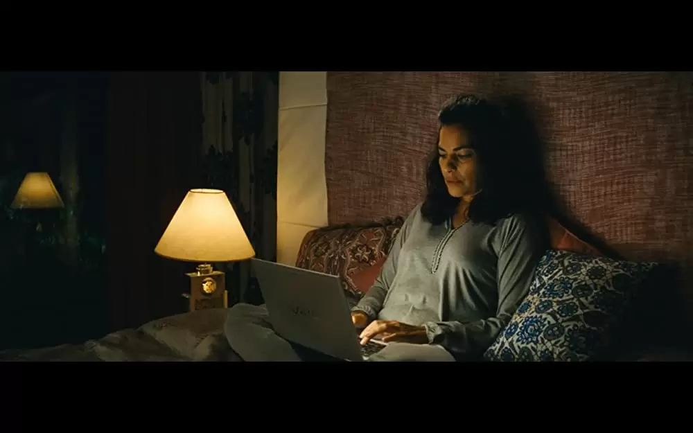 「王様のためのホログラム」サリタ・チョウドリーの画像