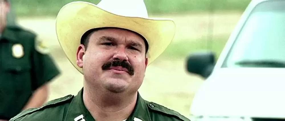 「メルキアデス・エストラーダの3度の埋葬」メル・ロドリゲスの画像