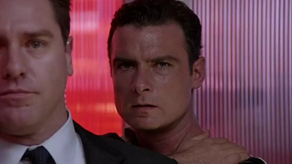 「クライシス・オブ・アメリカ」リーブ・シュレイバーの画像