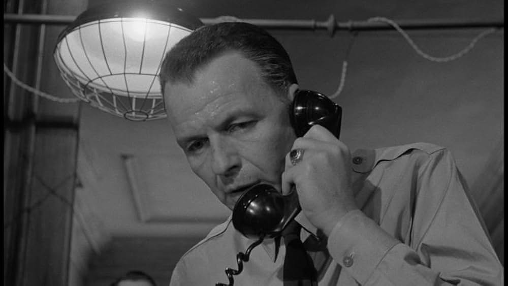 影なき狙撃者の画像