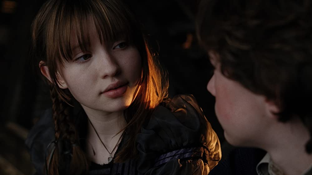 「レモニー・スニケットの世にも不幸せな物語」リーアム・エイケン & エミリー・ブラウニングの画像