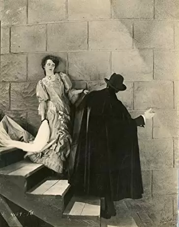 「オペラ座の怪人」Lon Chaney & メアリー・フィルビンの画像