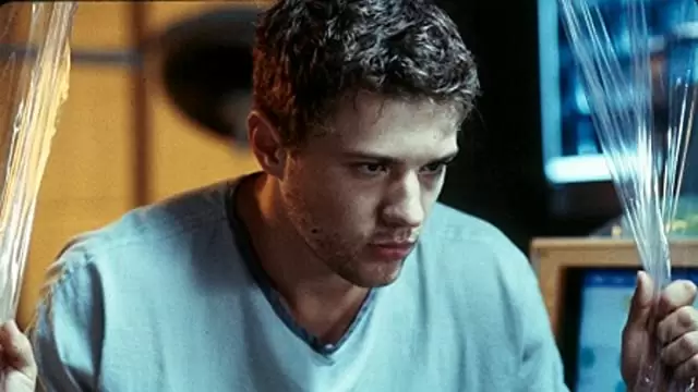 「Re:プレイ」ライアン・フィリップ & サラ・ポーリー & パイパー・ペラーボの画像