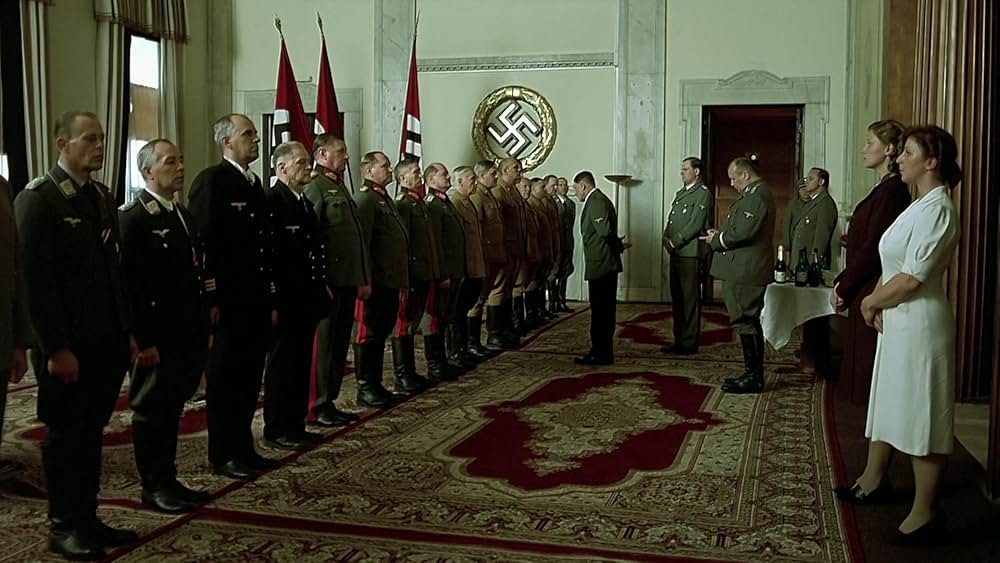 ヒトラー 〜最期の12日間〜の画像