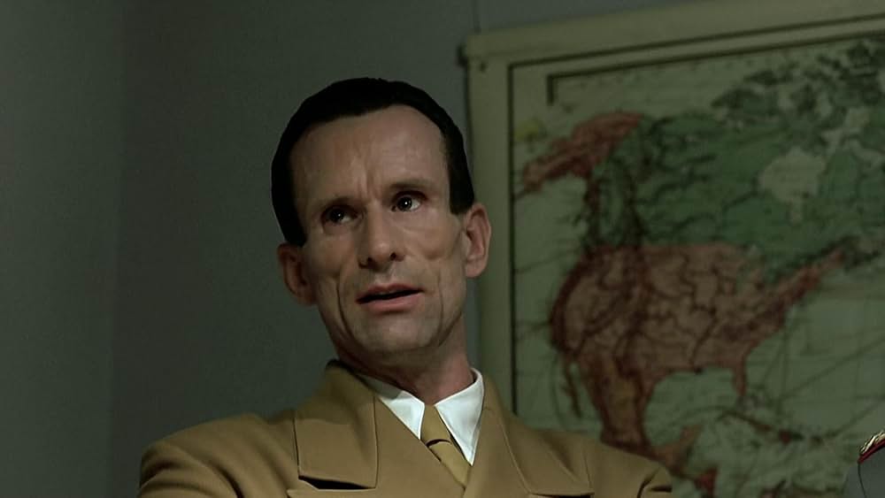 ヒトラー 〜最期の12日間〜の画像