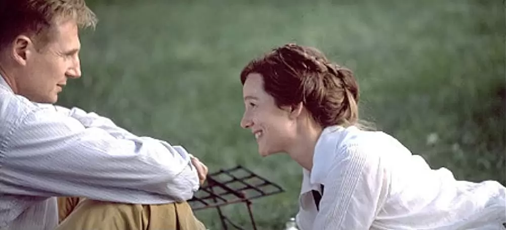 「愛についてのキンゼイ・レポート」リーアム・ニーソン & ローラ・リニーの画像