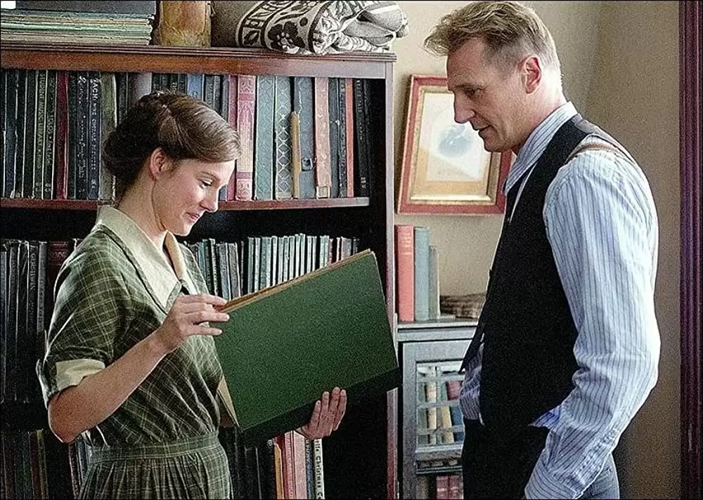 「愛についてのキンゼイ・レポート」リーアム・ニーソン & ローラ・リニーの画像