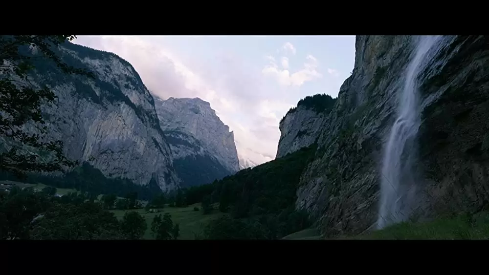 名もなき生涯の画像