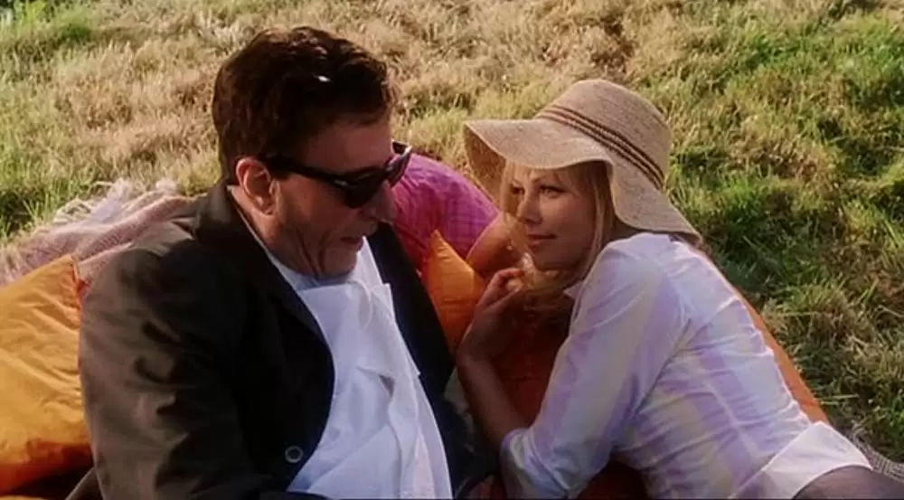 「ピーター・セラーズの愛し方 〜ライフ・イズ・コメディ！」シャーリーズ・セロン & ジェフリー・ラッシュの画像