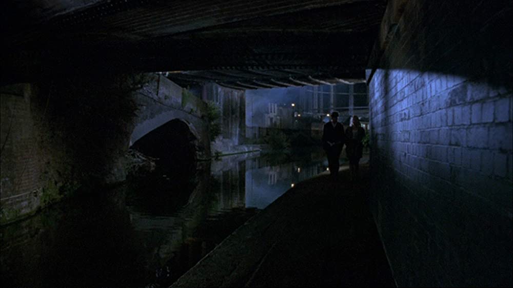 スパイダー／少年は蜘蛛にキスをするの画像