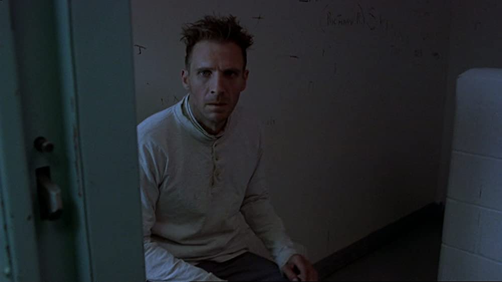 スパイダー／少年は蜘蛛にキスをするの画像