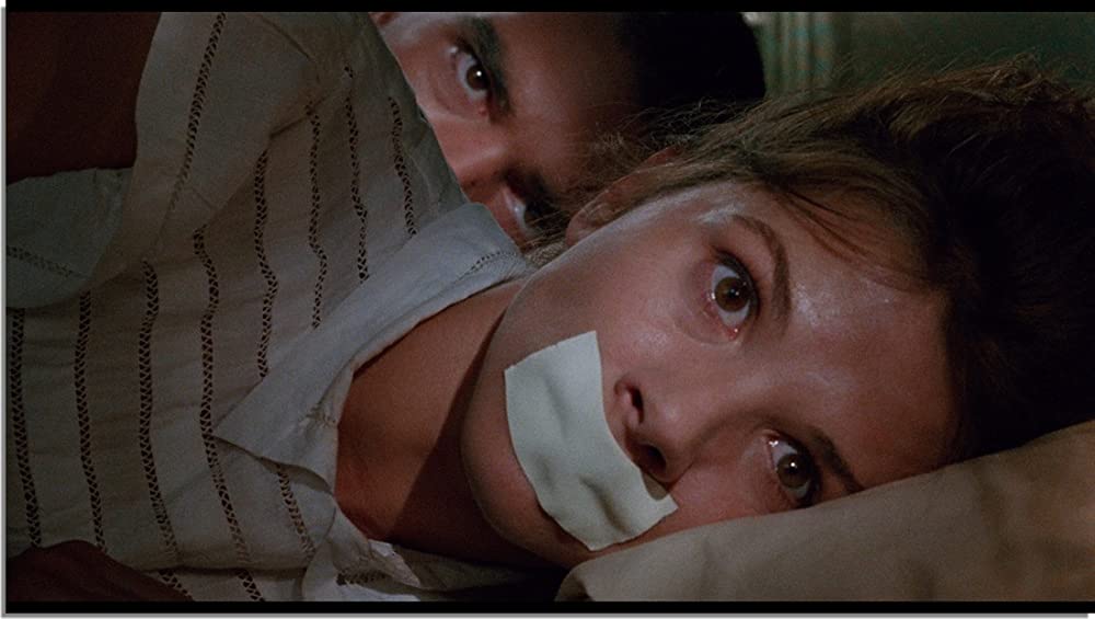 「アタメ」アントニオ・バンデラス & ビクトリア・アブリルの画像