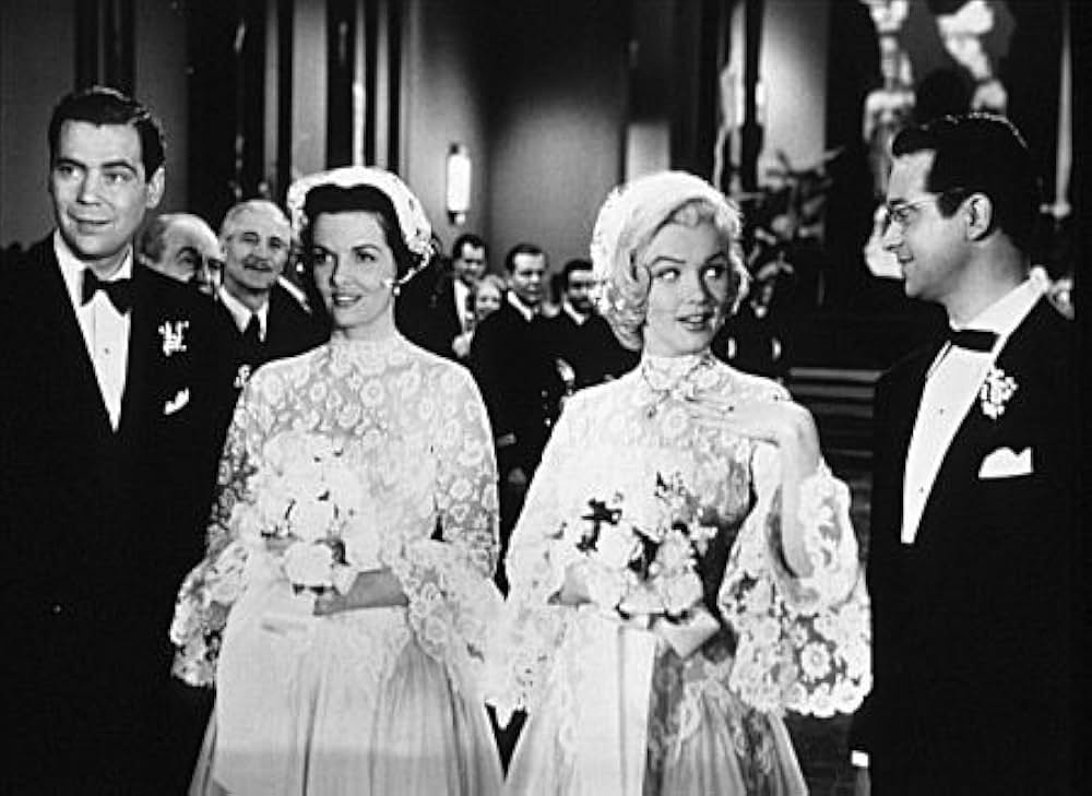 紳士は金髪がお好きの画像