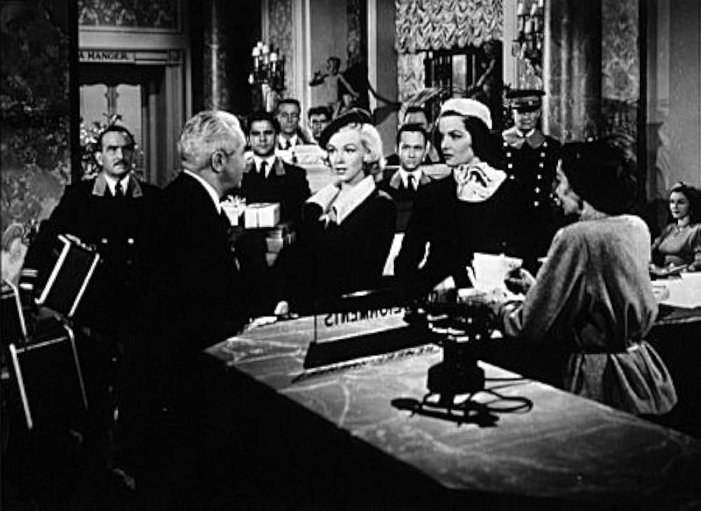 紳士は金髪がお好きの画像