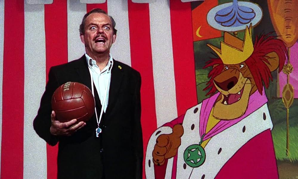 ベッドかざりとほうきの画像