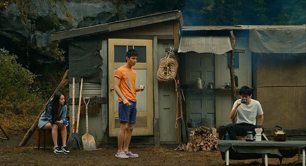 風に濡れた女の画像