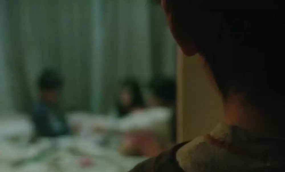 誰も知らないの画像