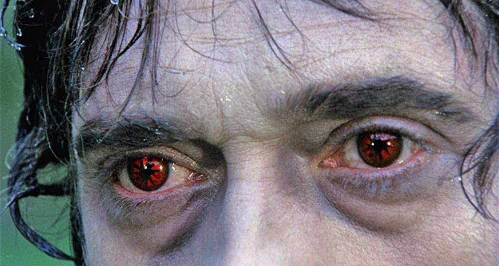 悪魔の墓場の画像