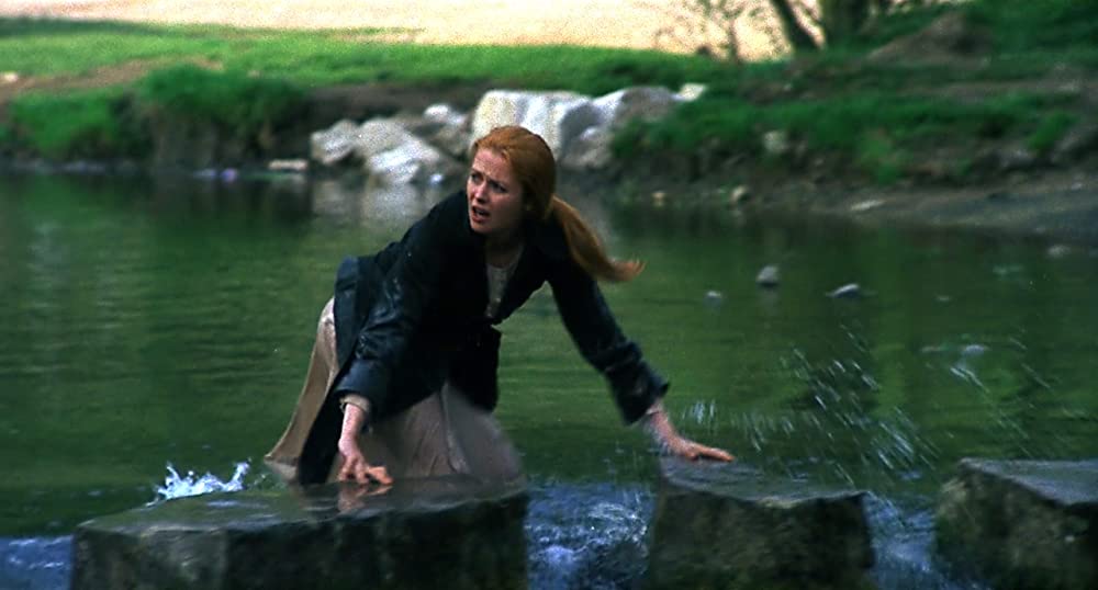 悪魔の墓場の画像