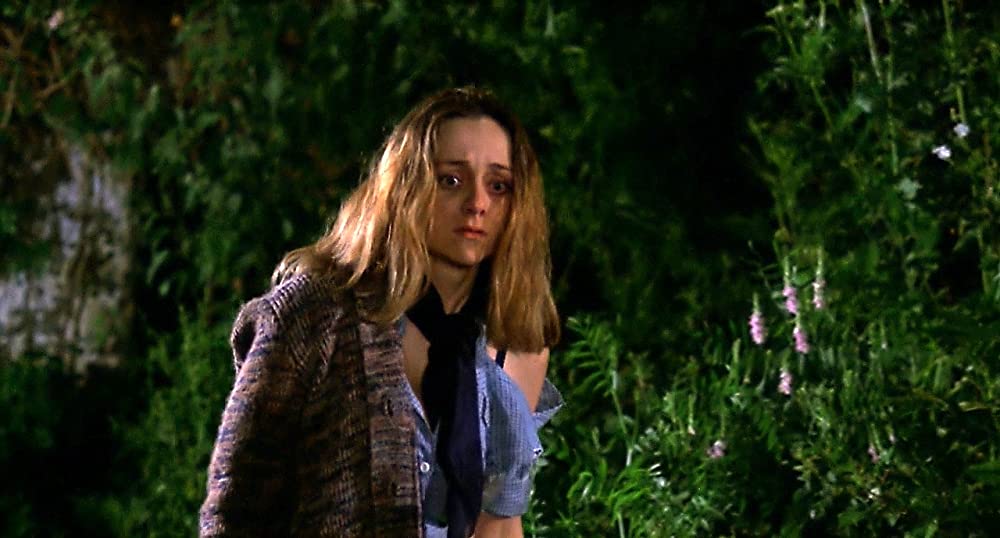 悪魔の墓場の画像