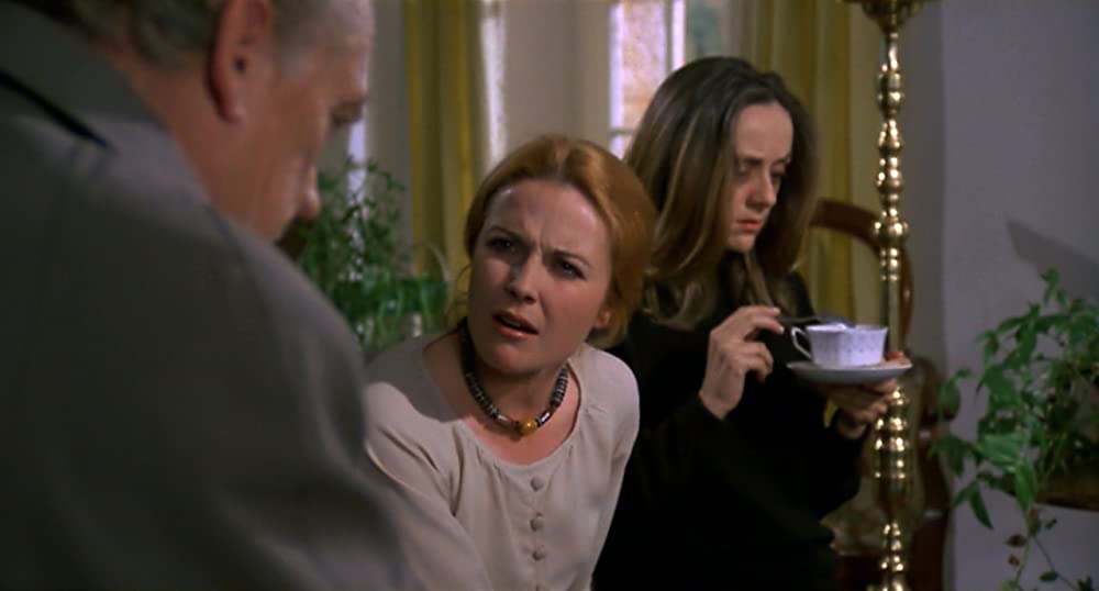 悪魔の墓場の画像